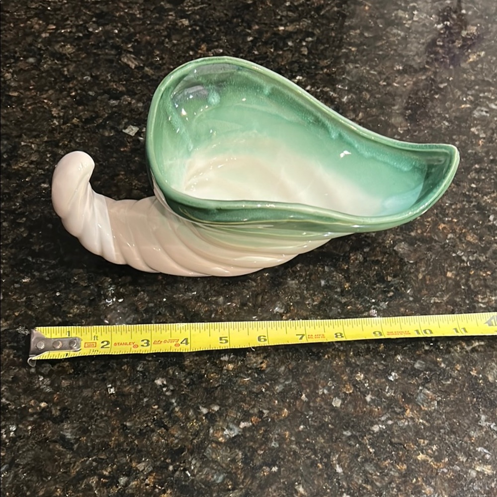 Regal Cornucopia #307 Green and White Ceramic Cornucopia